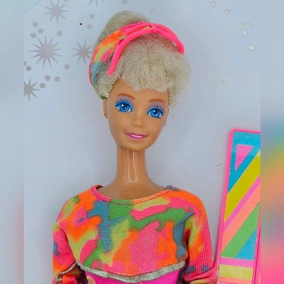 Vintage 1991 Ski Fun Barbie - Picture 2 of 7